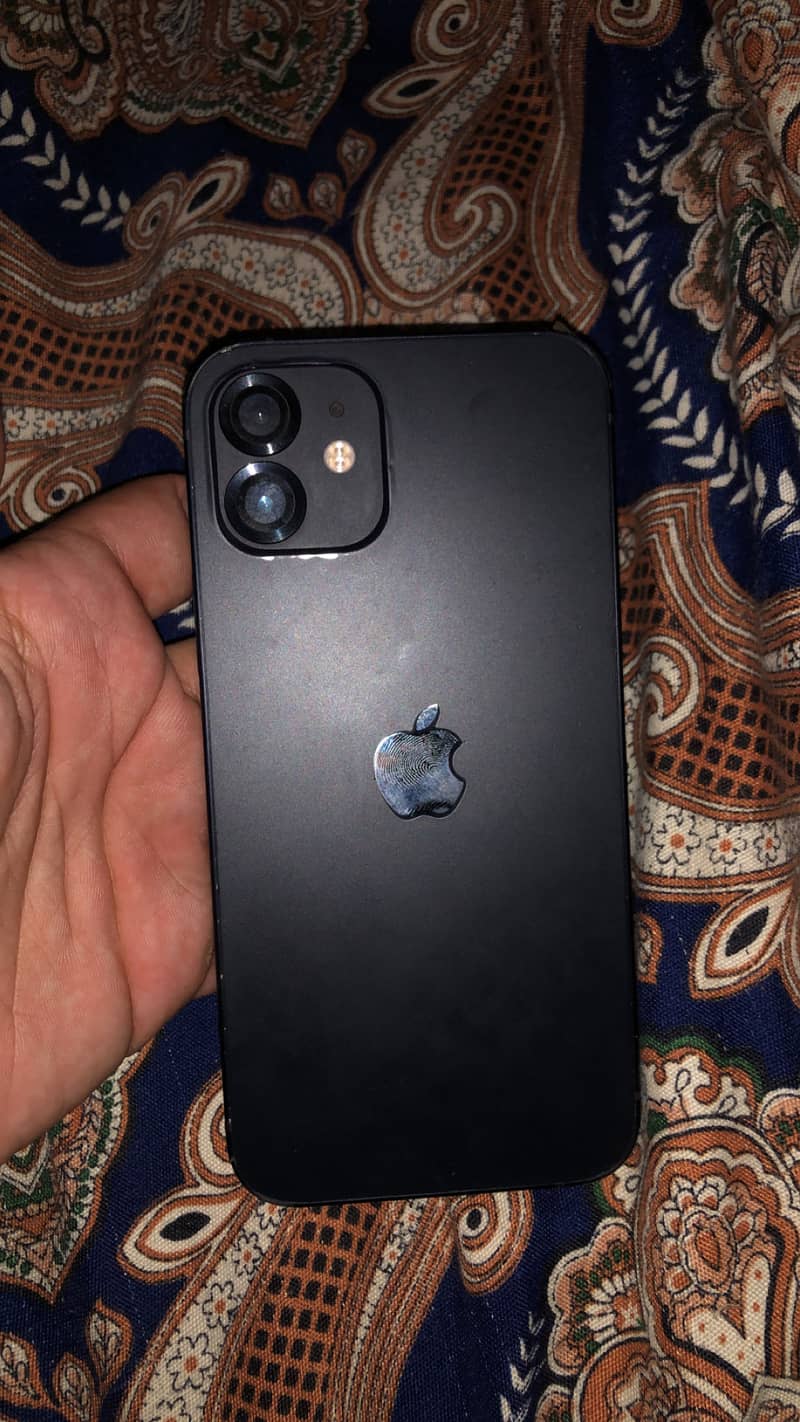 Apple iPhone 12 2