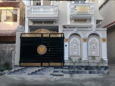 Super Town House For sale Sized 4 Marla
