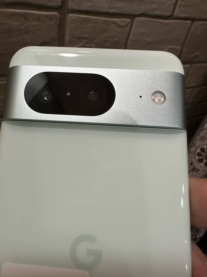 Google Pixel 8 0