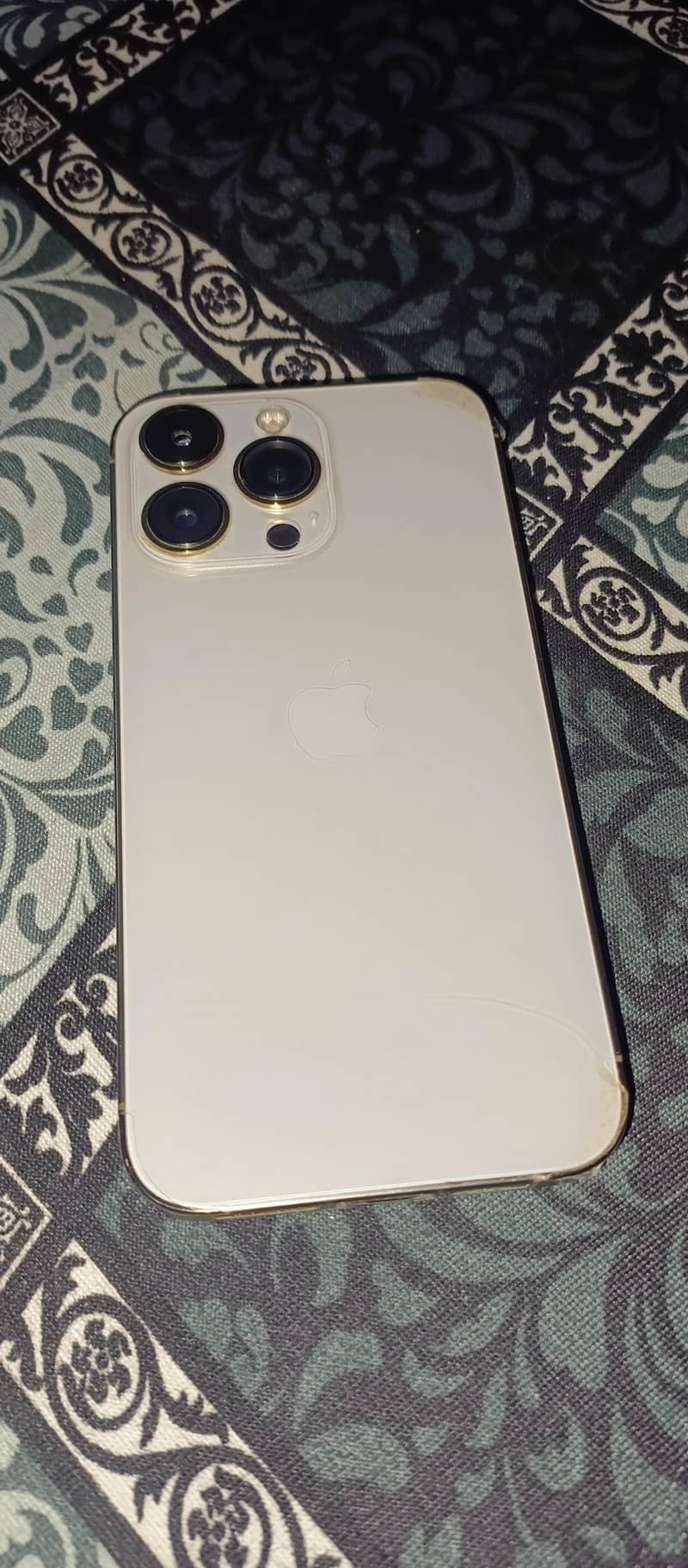 Apple iPhone 13 Pro 0