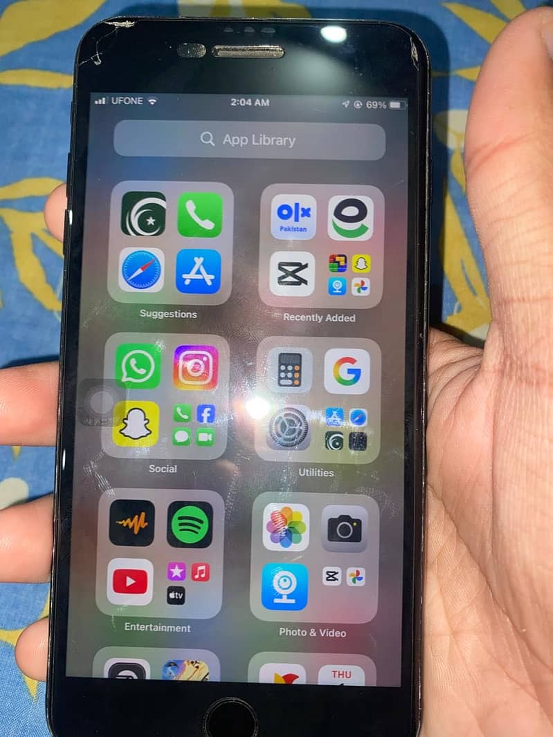 Apple iPhone 7 Plus 0