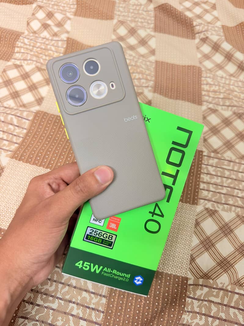 Infinix Note 40 0