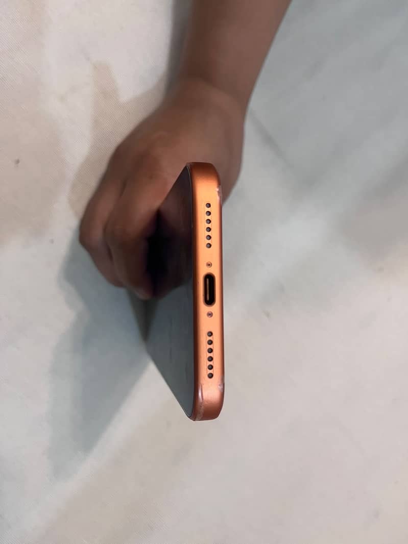 Apple iPhone 17 Pro Max 2