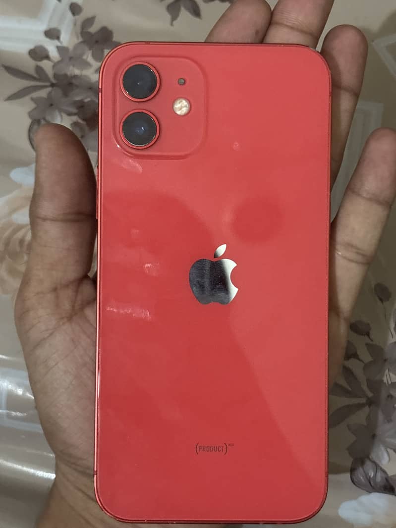 Apple iPhone 12 4