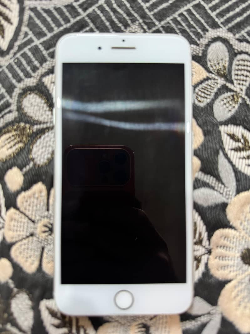 Apple iPhone 8 Plus 2