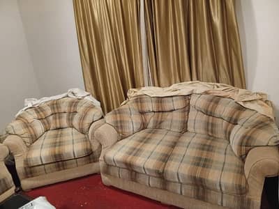 7 seaters used Golden sofa set