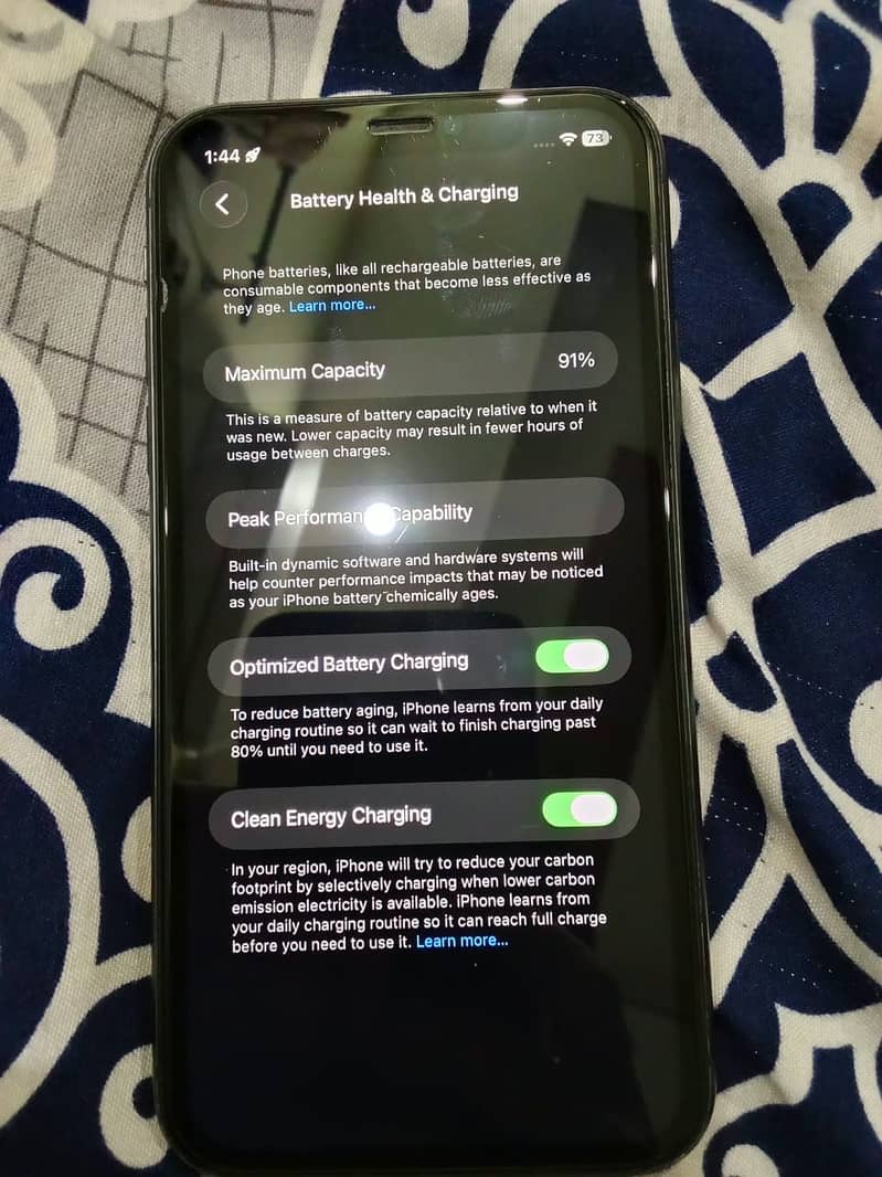 Apple iPhone 11 4