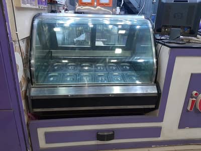 Ice Cream Chiller/ Freezer