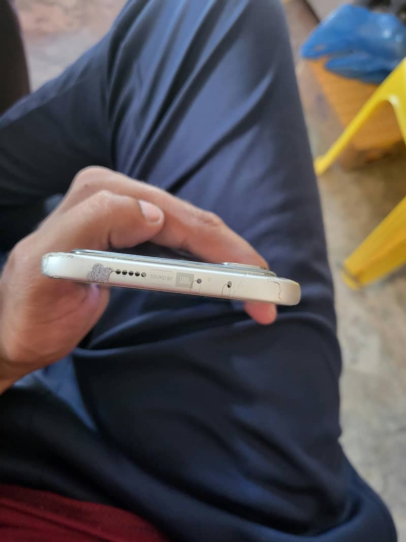 Infinix Note Edge 2