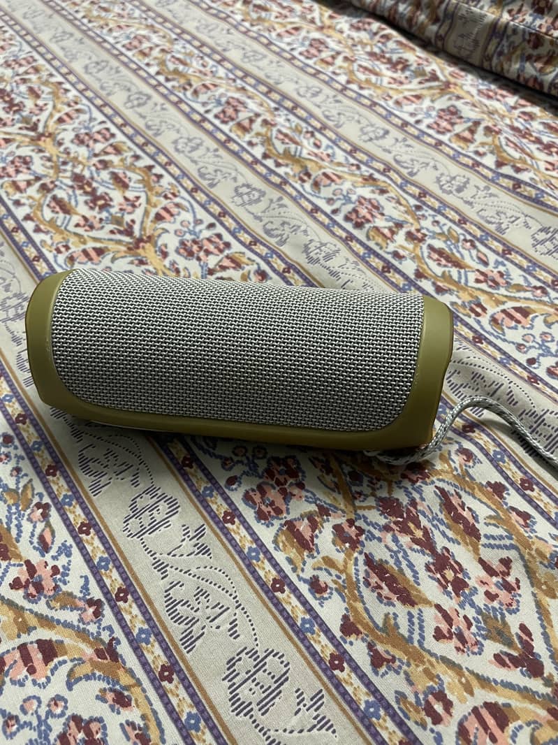 Jbl flip 4 1