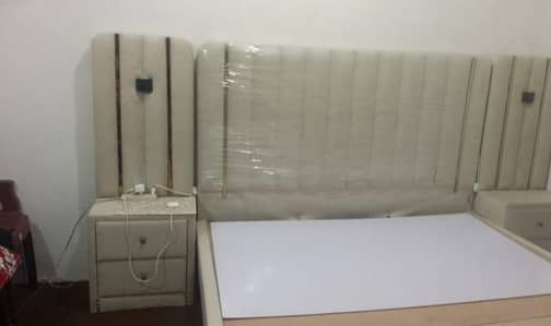 double bed with mattress for sale karna hai