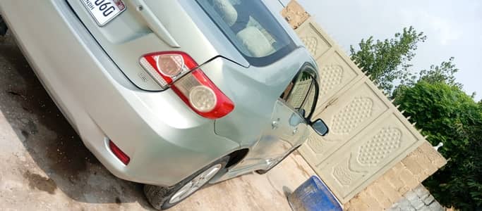 Toyota Corolla Altis 2011