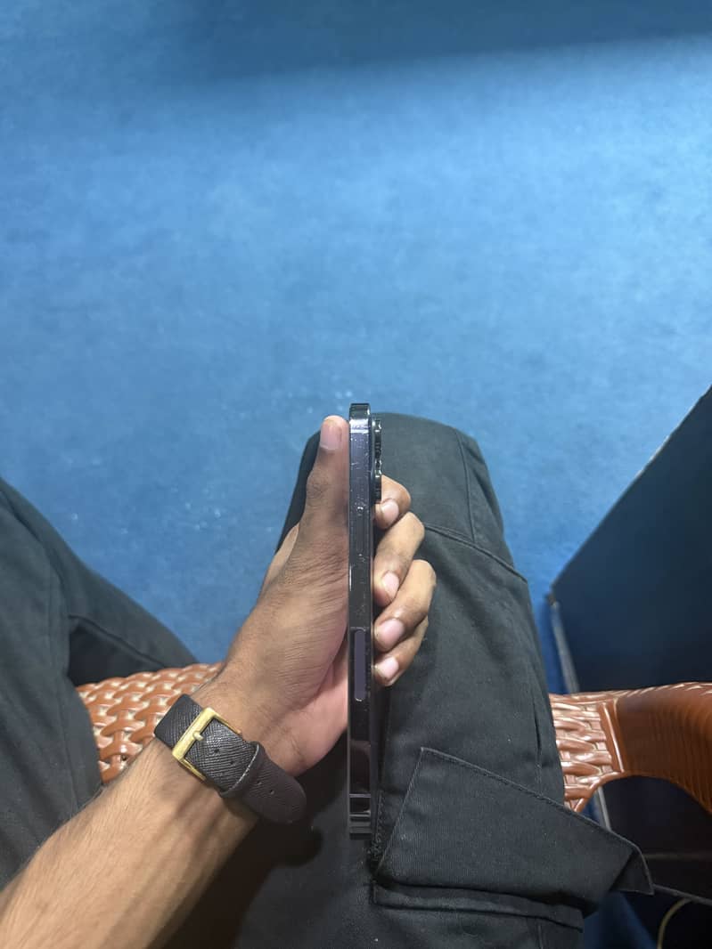 Apple iPhone 14 Pro Max 3