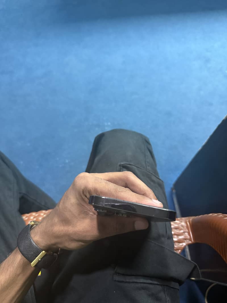 Apple iPhone 14 Pro Max 5