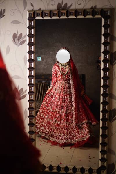 Bridal Lehenga For Sale | Free Veil