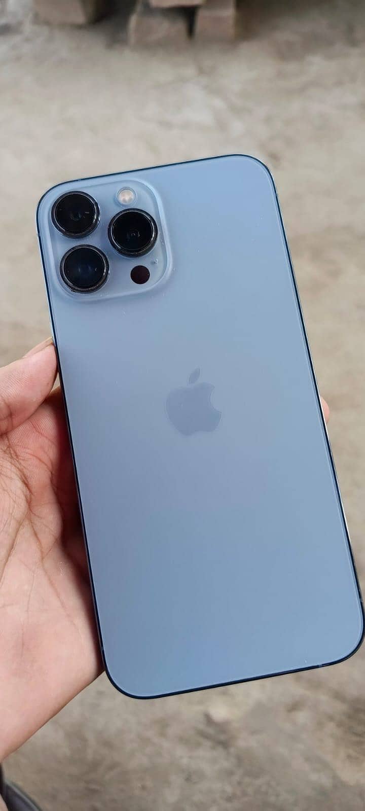 Apple iPhone 13 Pro Max 0