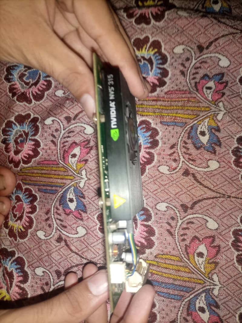 Nvidia NVS 315 3