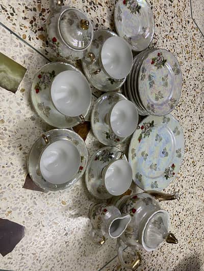 6 pieces tea set completely 1large plates 6medium plates