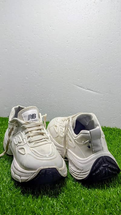 New Balance Preloved Shoes