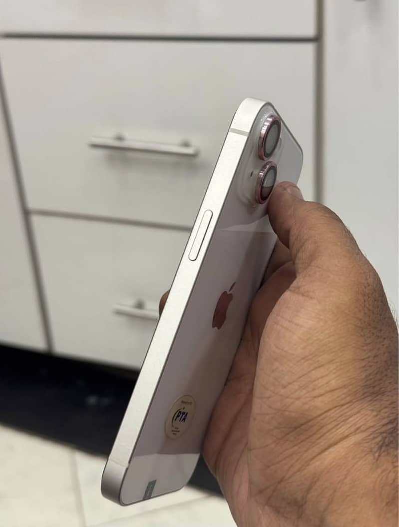 Apple iPhone 14 7