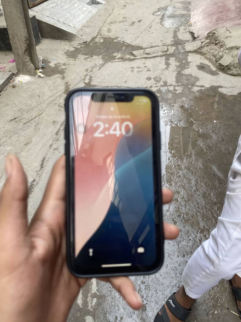 Apple iPhone XR 1