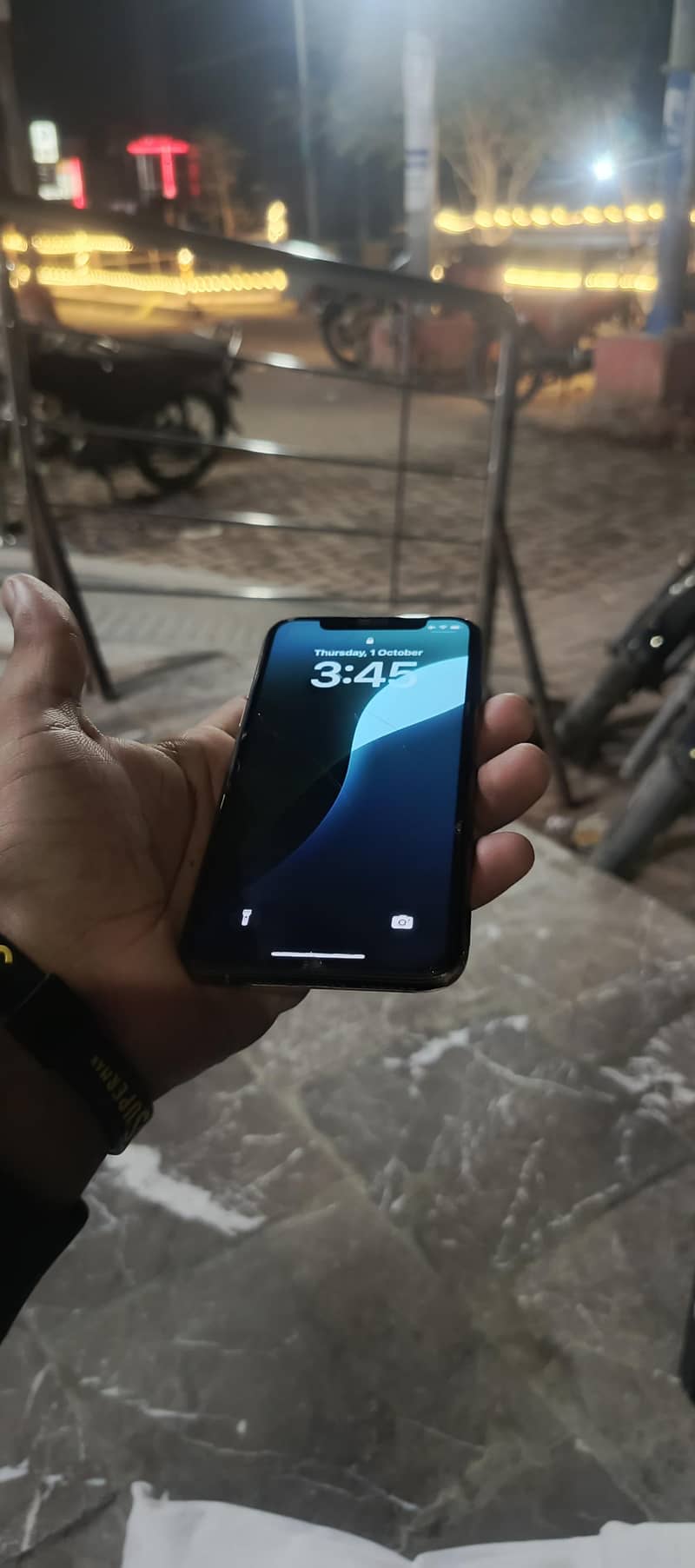 iphone xs 1