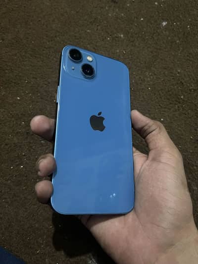 Apple iPhone 13