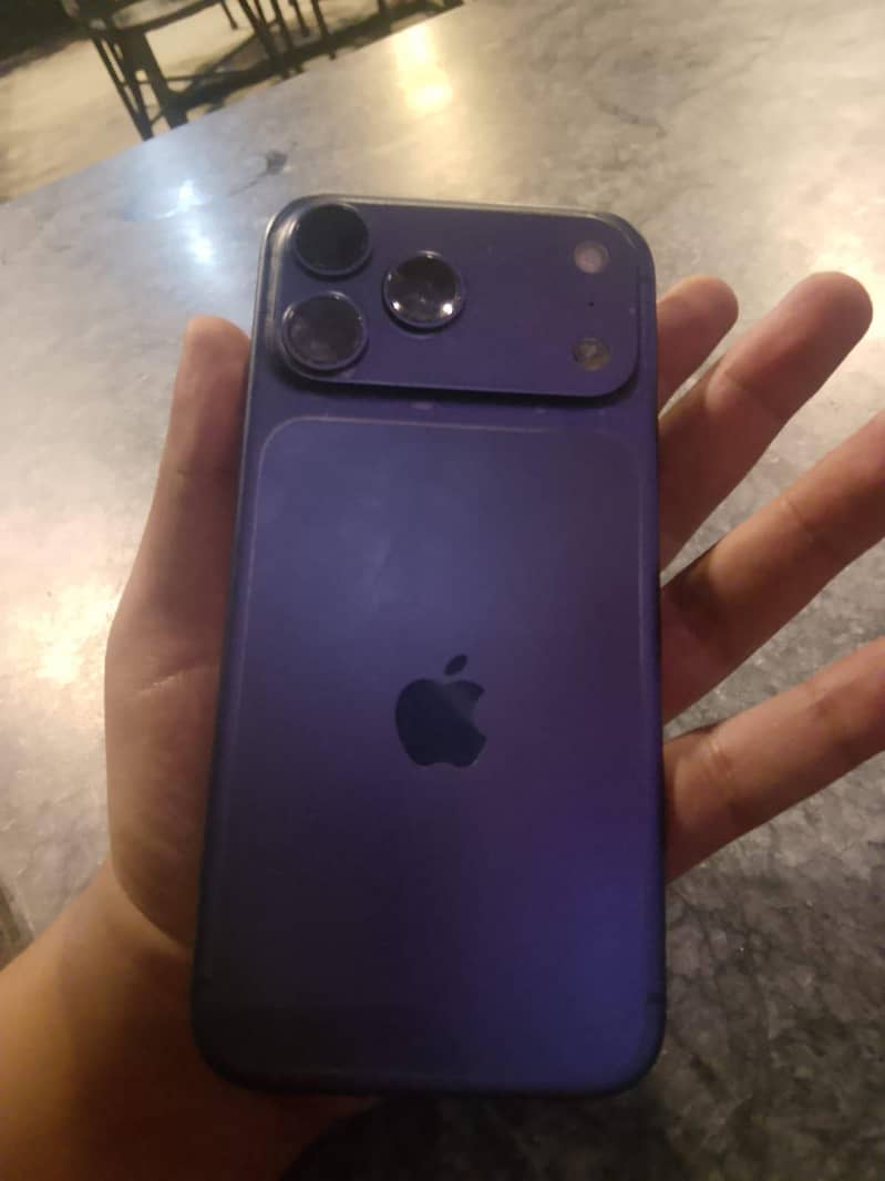 Apple iPhone 17 Pro Max 0