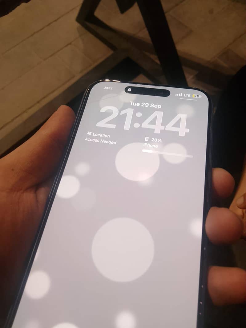 Apple iPhone 17 Pro Max 1