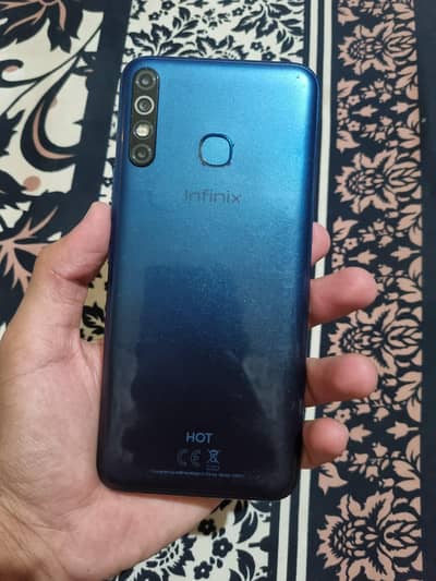 Infinix Hot 8