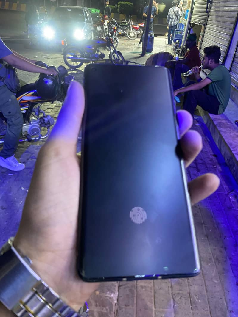 One Plus 8 5
