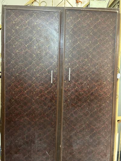 Almari 3 door