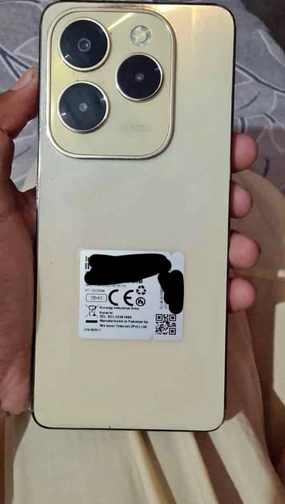 Infinix Hot 40