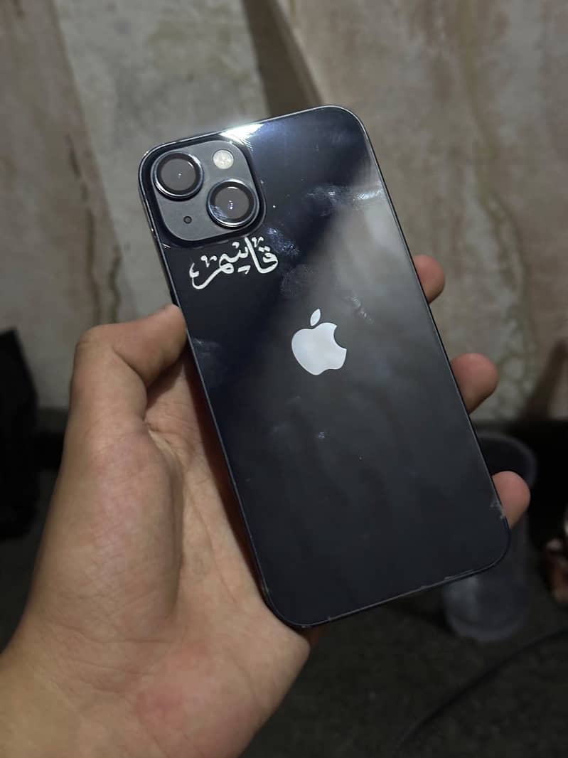 iPhone 13 0