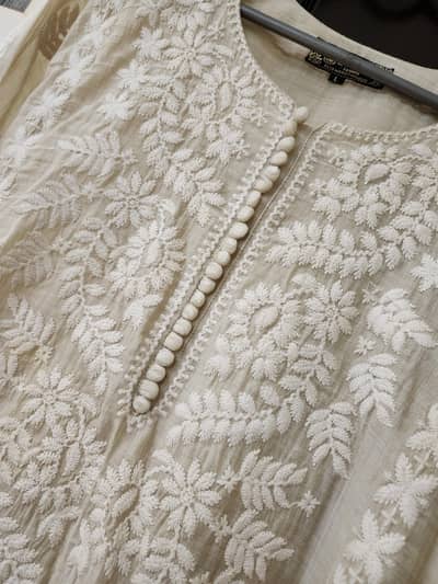 2pc beige embroidered