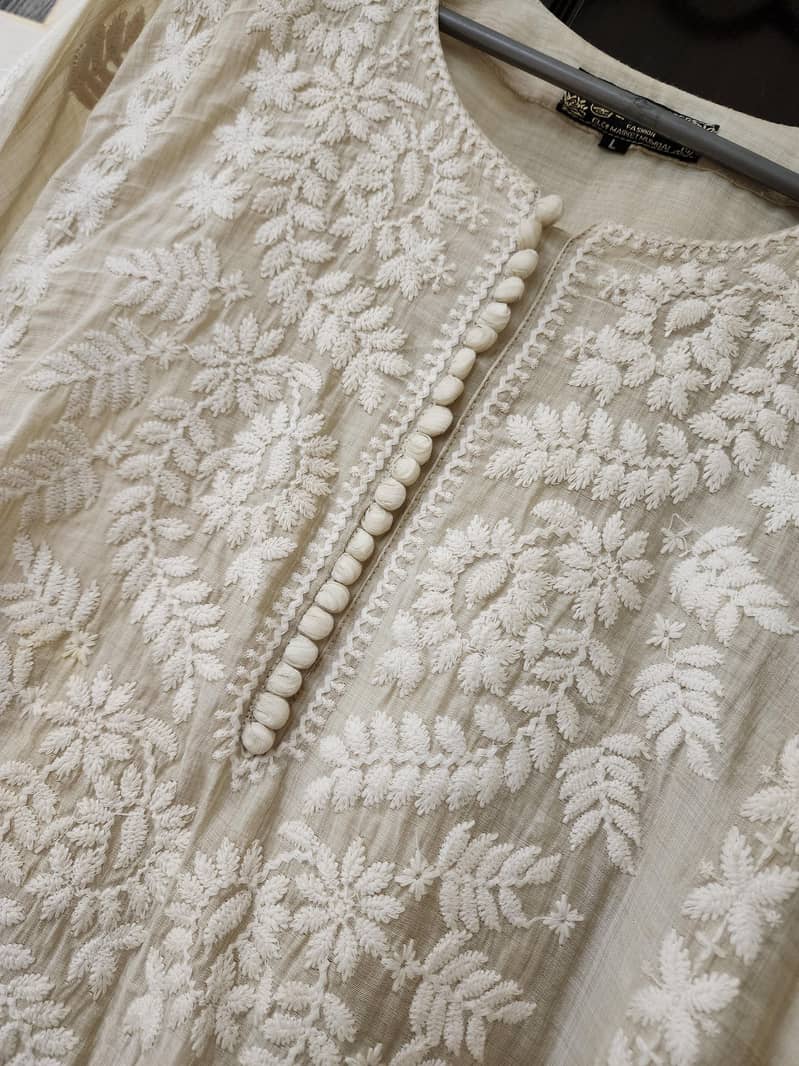 2pc beige embroidered 0
