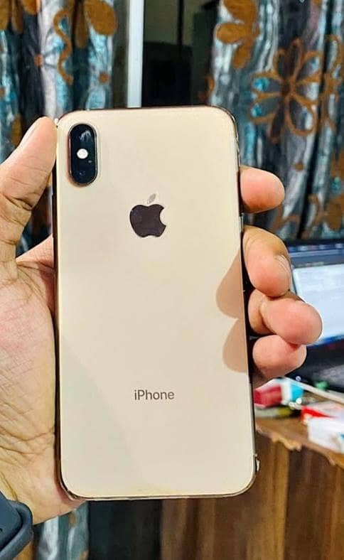 iphone xs 1