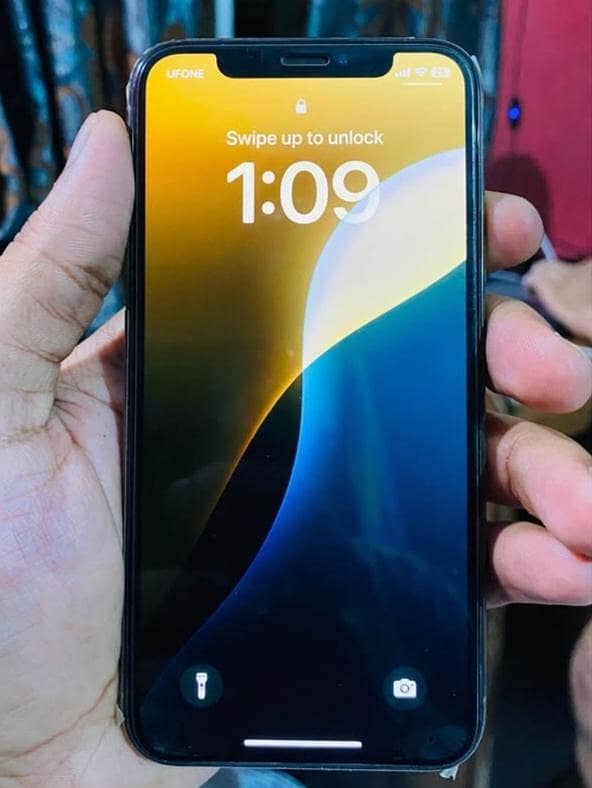 iphone xs 2