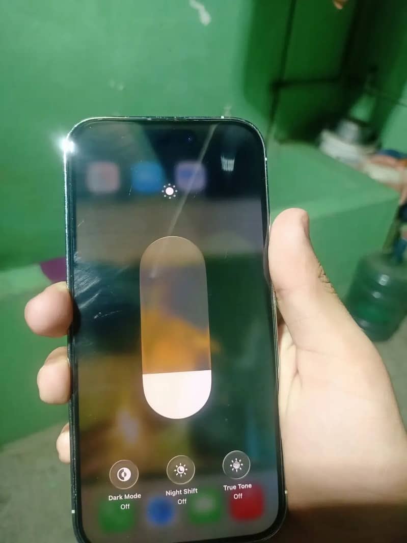 Apple iPhone 14 Pro 4