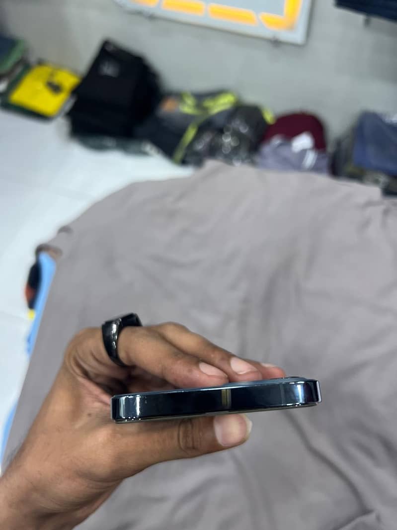 Apple iPhone 12 Pro 1