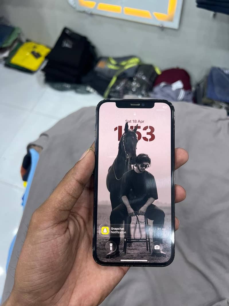 Apple iPhone 12 Pro 4