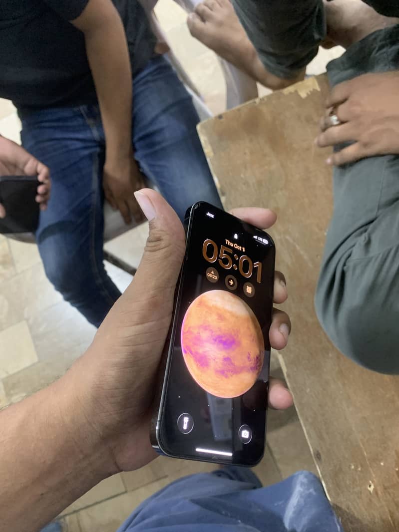 Apple iPhone 13 Pro 1
