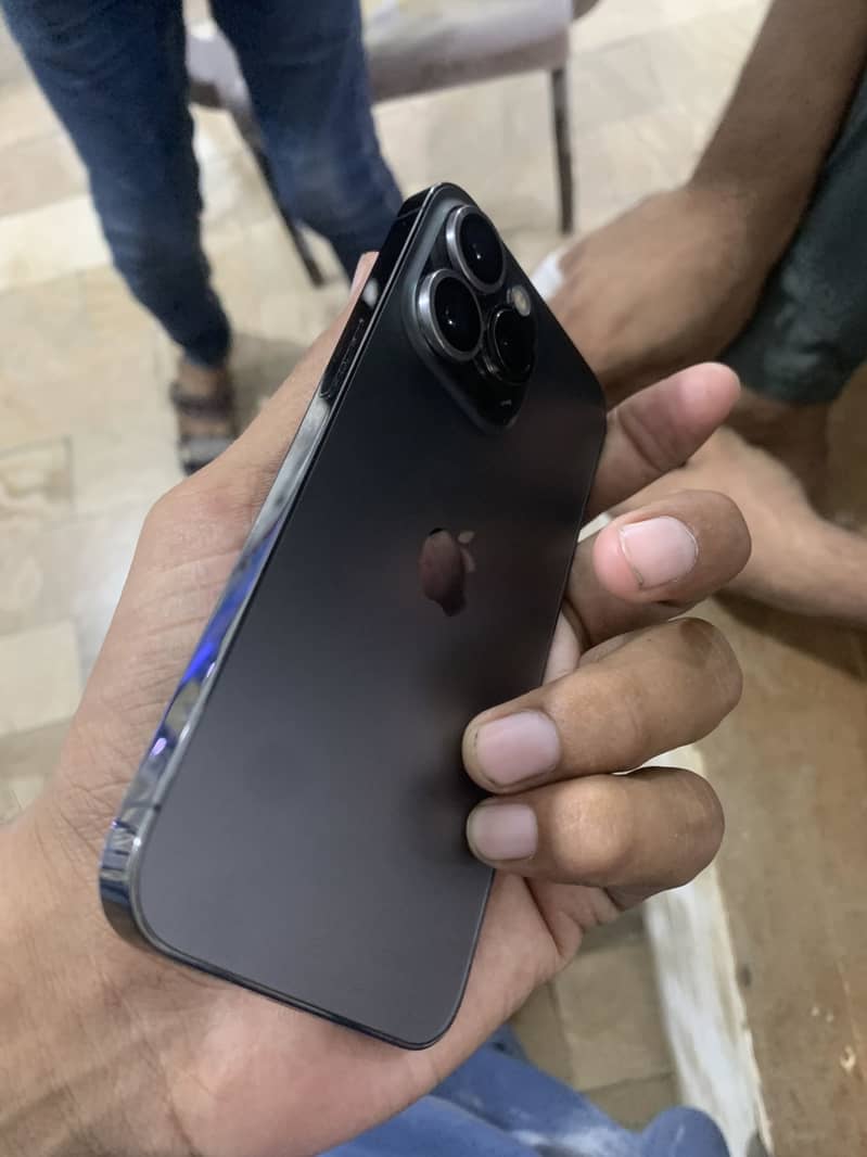 Apple iPhone 13 Pro 2