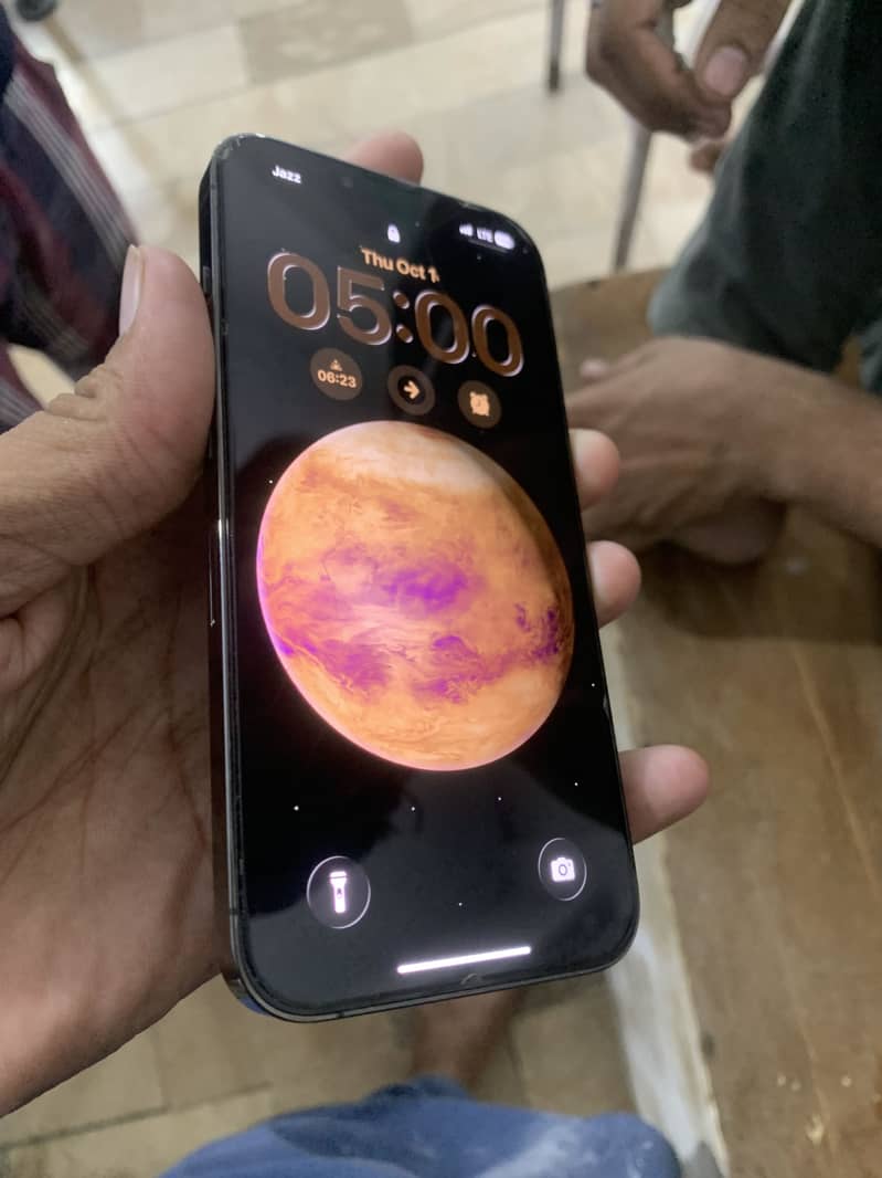 Apple iPhone 13 Pro 3