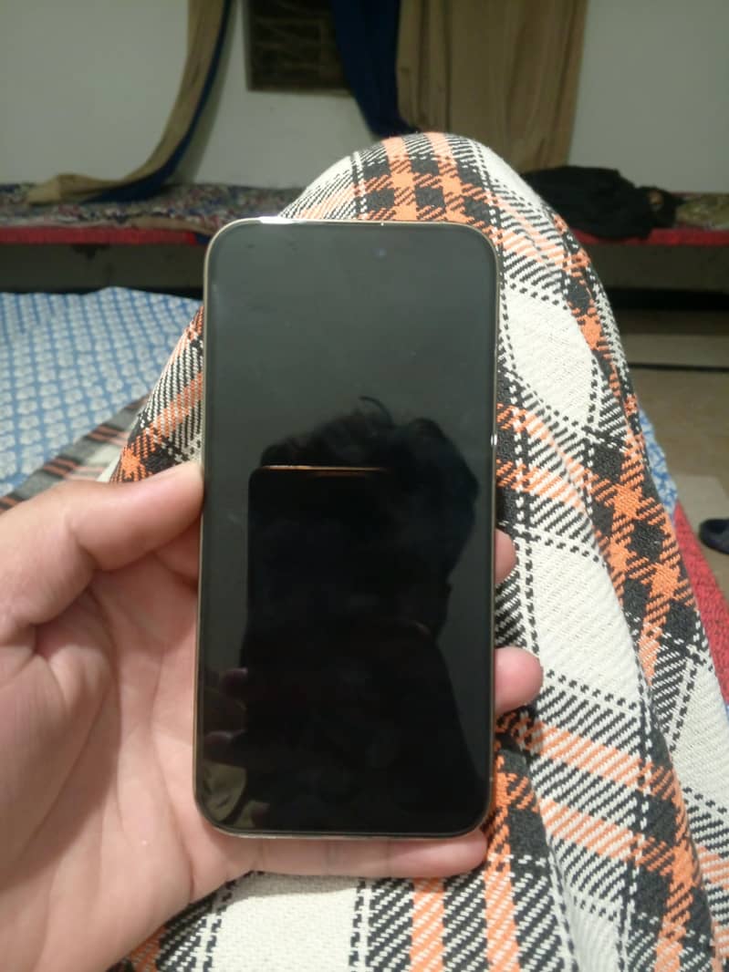 Apple iPhone 14 Pro Max 3