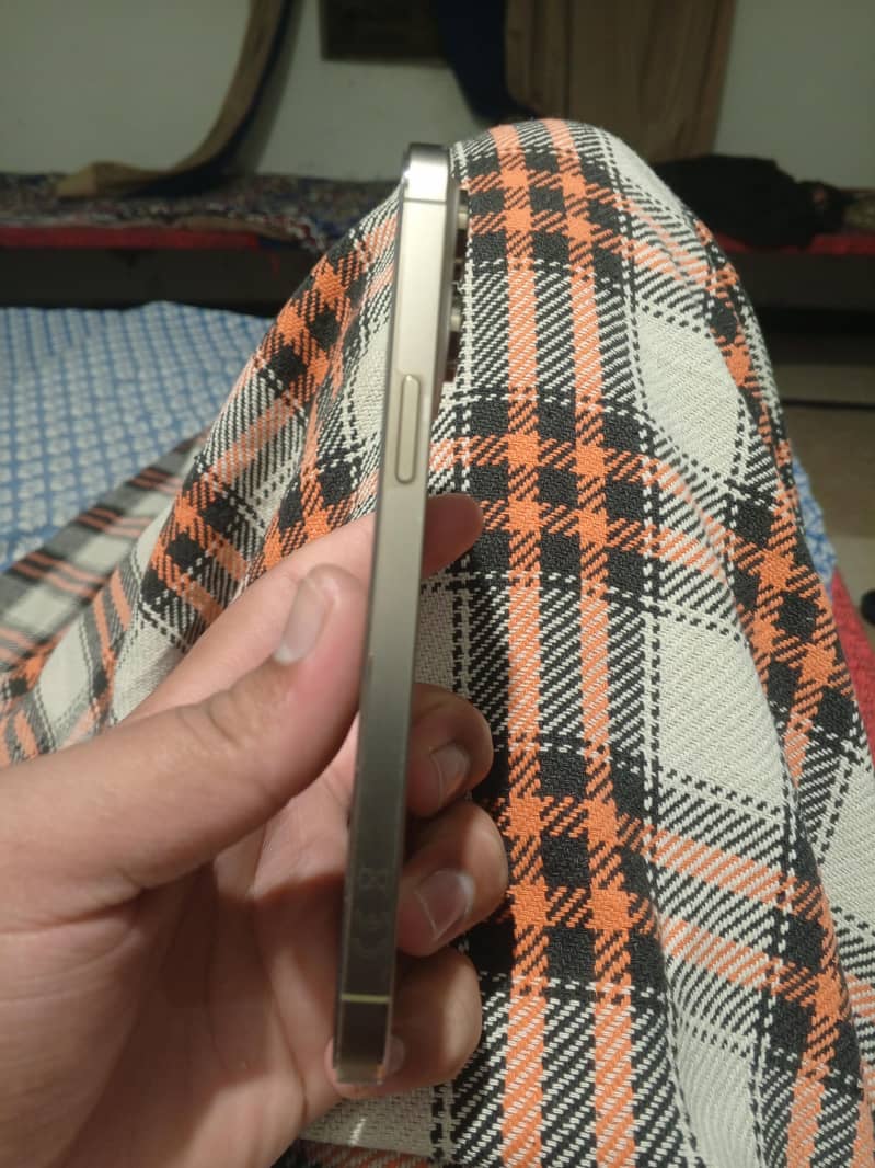 Apple iPhone 14 Pro Max 5