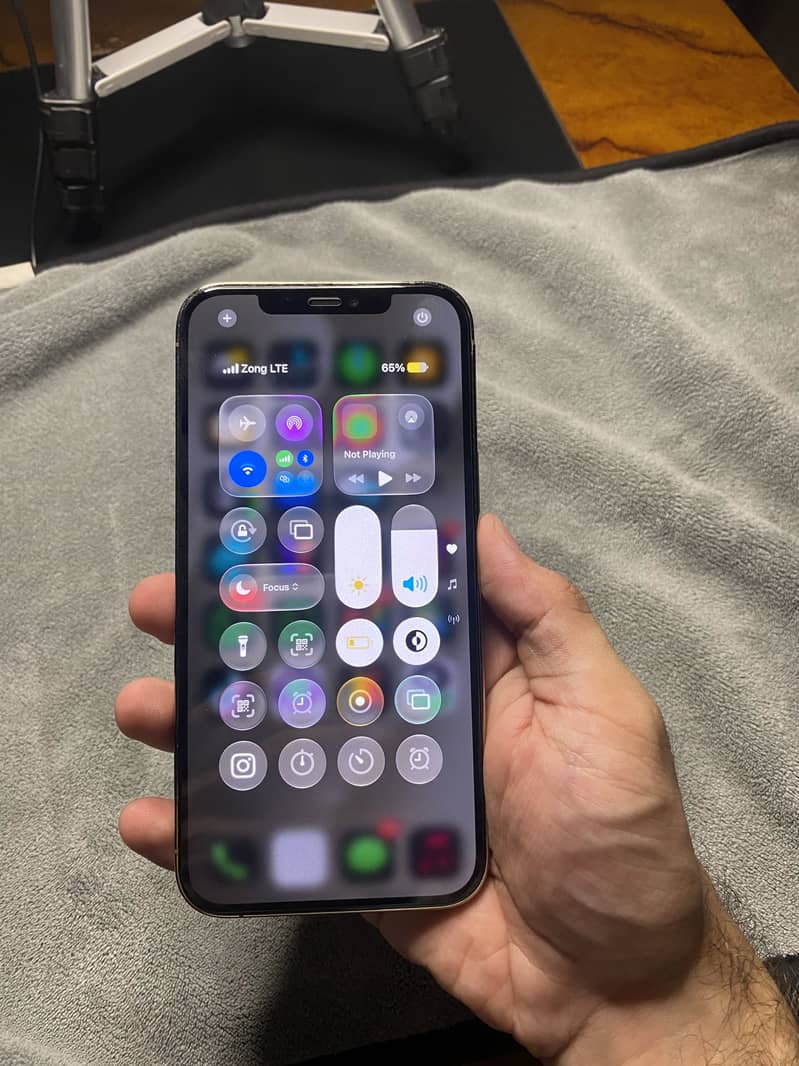 Apple iPhone 12 Pro Max 5