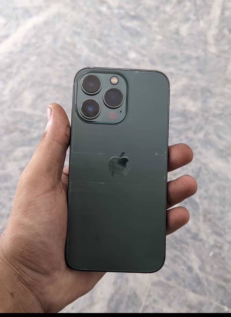 Apple iPhone 13 Pro 0