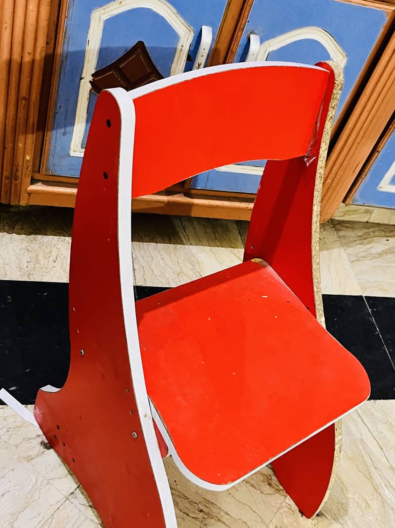 KIDS STUDY TABLE 3