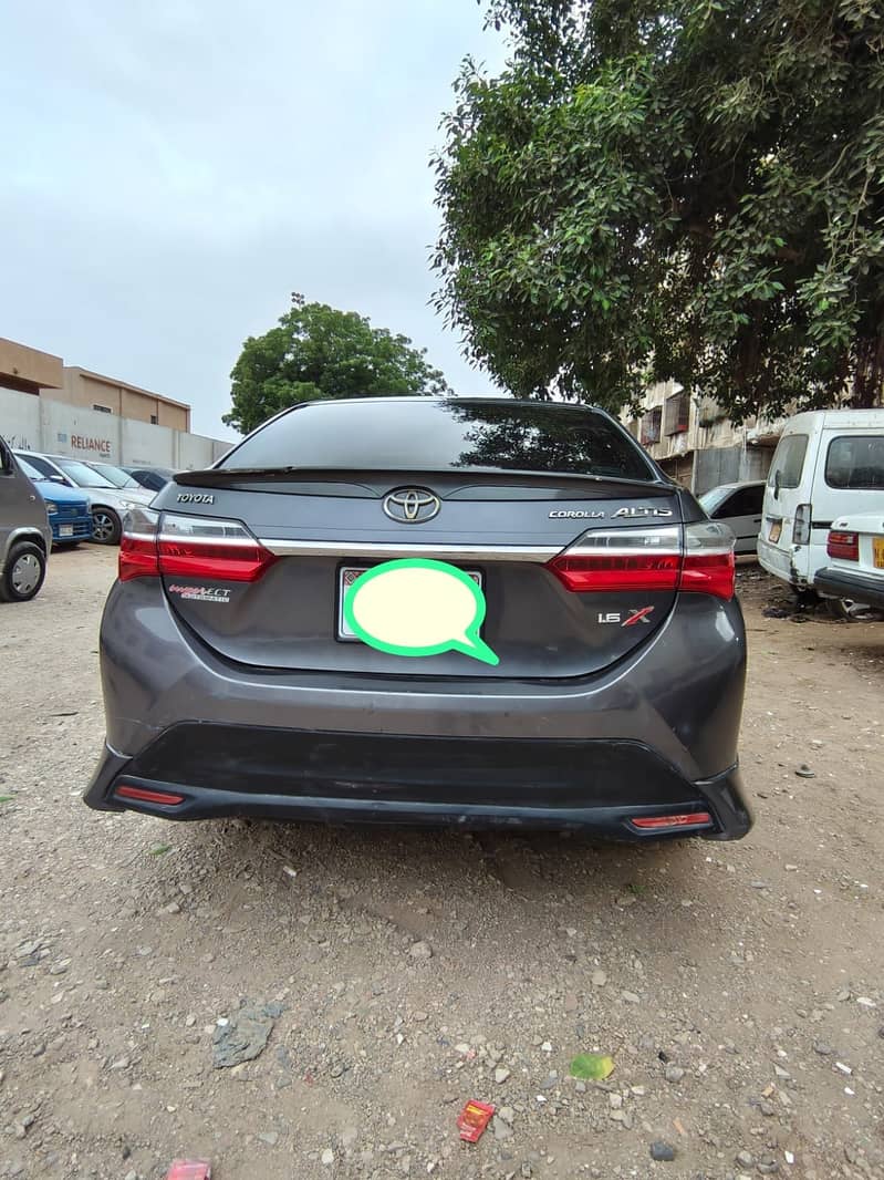Toyota Corolla Altis 2017 13